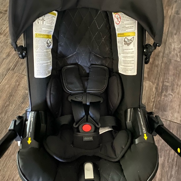 Midnight black doona stroller. - Picture 6 of 7